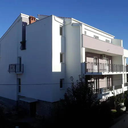 Jakovcevic 3 Ζαντάρ